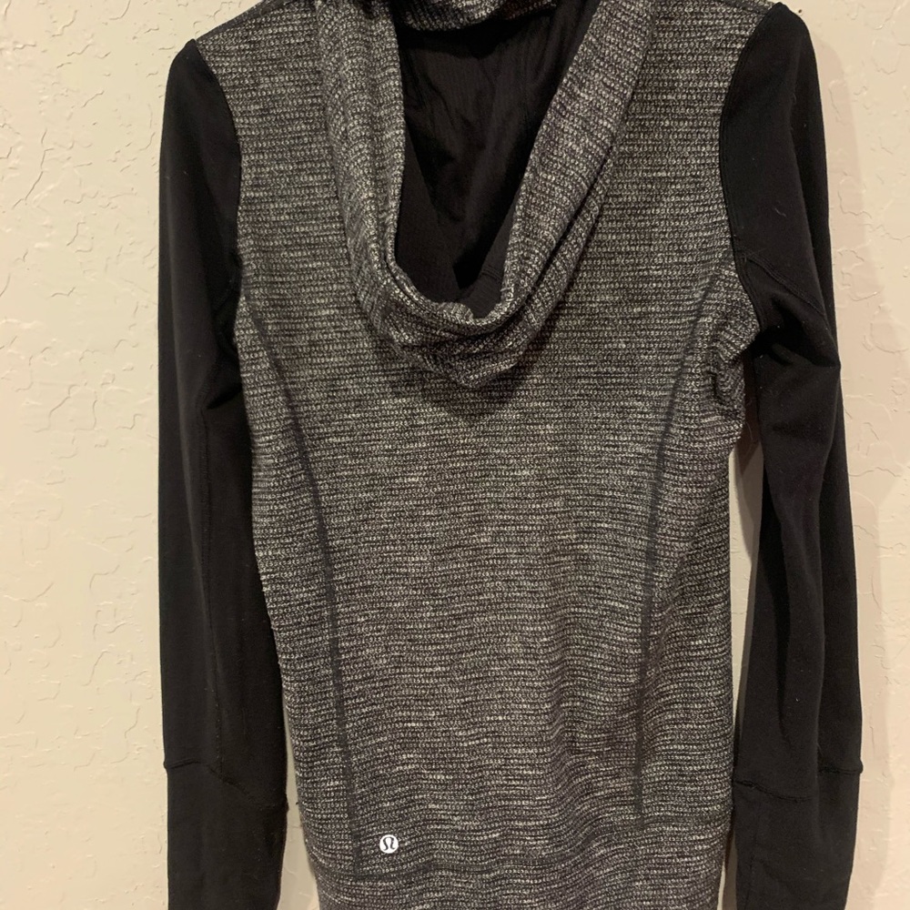 Lululemon zip up hoodie